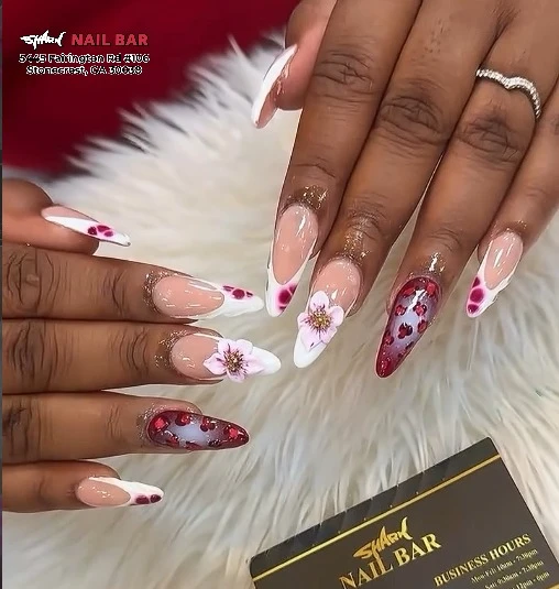 Nail colours
